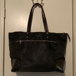 Utiliti carry on weekender with trolley sleeve